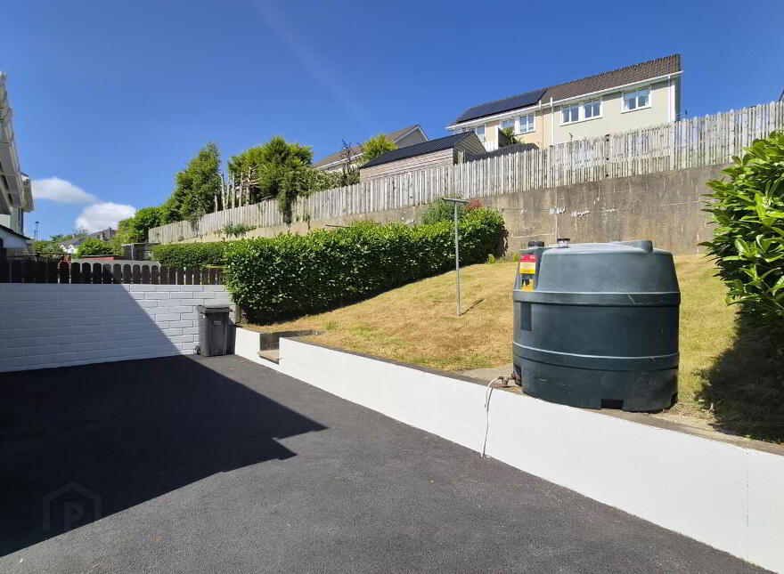 9 Foxhills, Letterkenny, F92W7C3