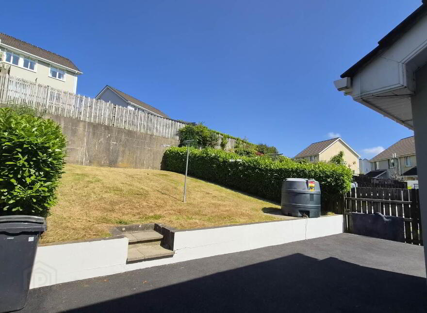 9 Foxhills, Letterkenny, F92W7C3