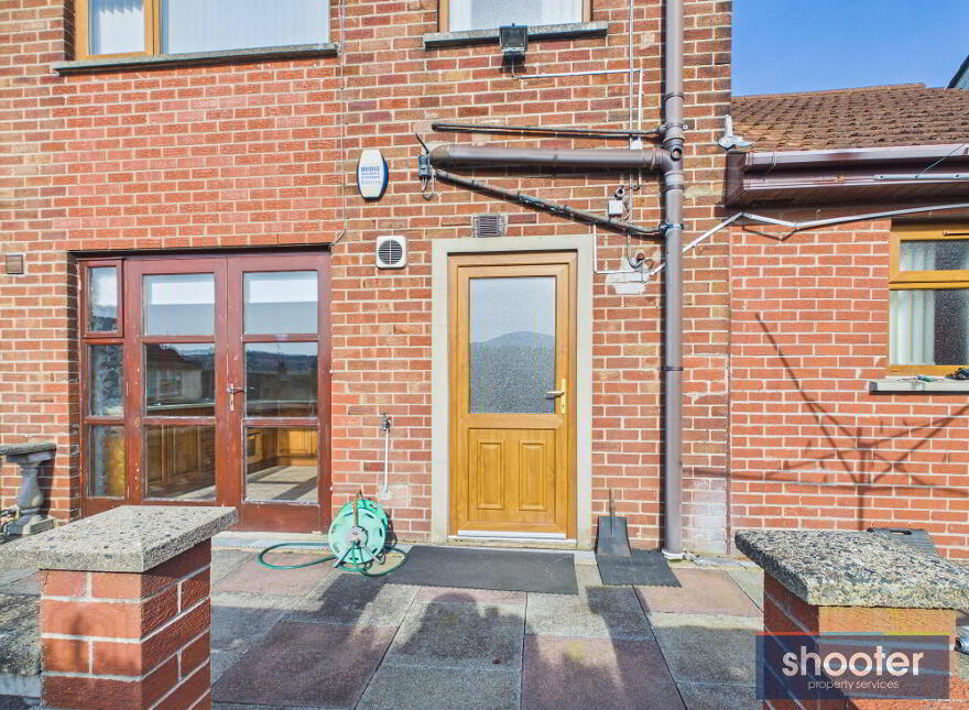 4 Mountain View Drive, Newry, BT35 6DW