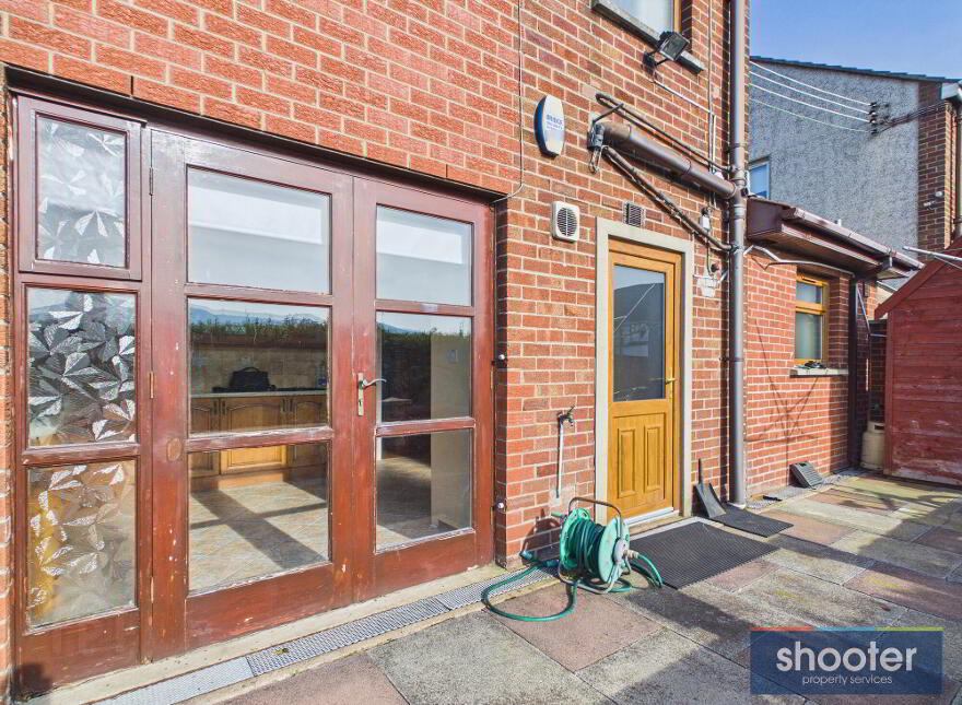 4 Mountain View Drive, Newry, BT35 6DW