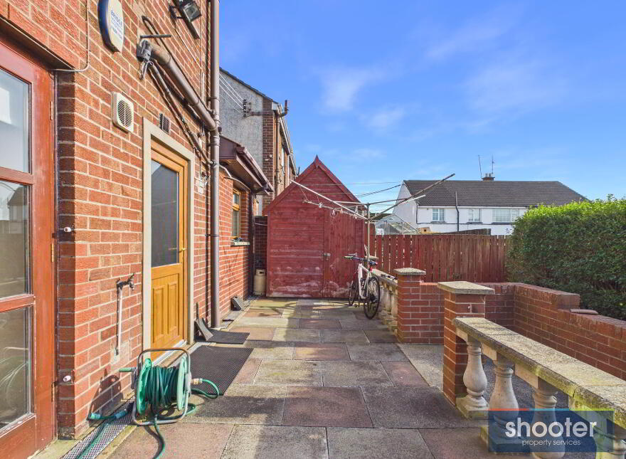 4 Mountain View Drive, Newry, BT35 6DW