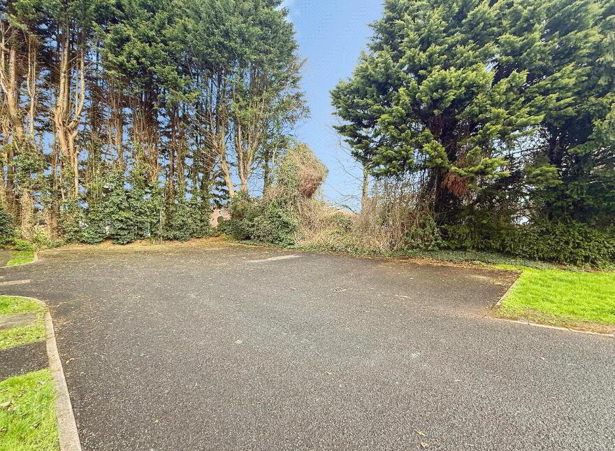 10 York Lodge, Antrim, BT41 1BH