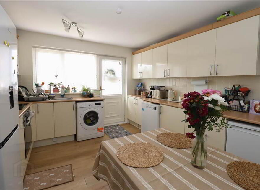 10 Cairnmore Avenue, Laurel Hill Road, Lisburn, BT28 2DW