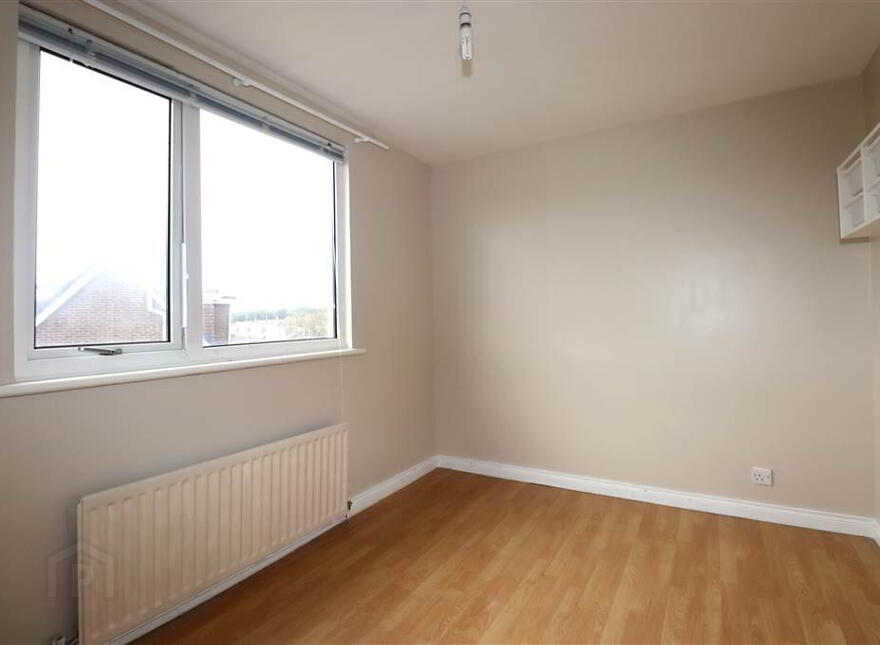 10 Cairnmore Avenue, Laurel Hill Road, Lisburn, BT28 2DW