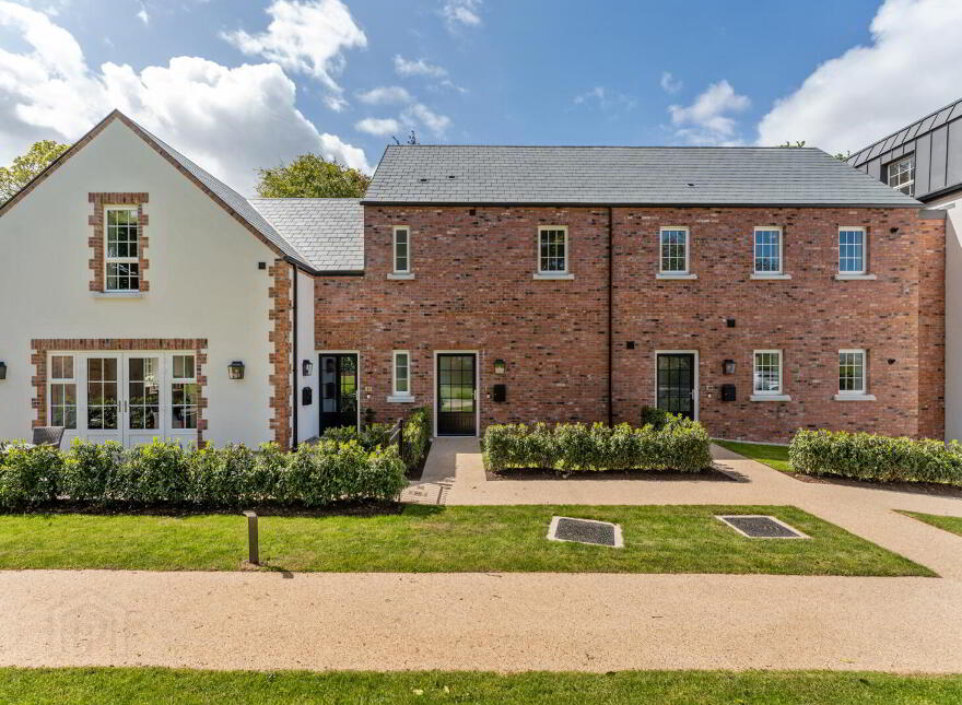 35 Cromlyn Wood, Hillsborough, BT26 6TX
