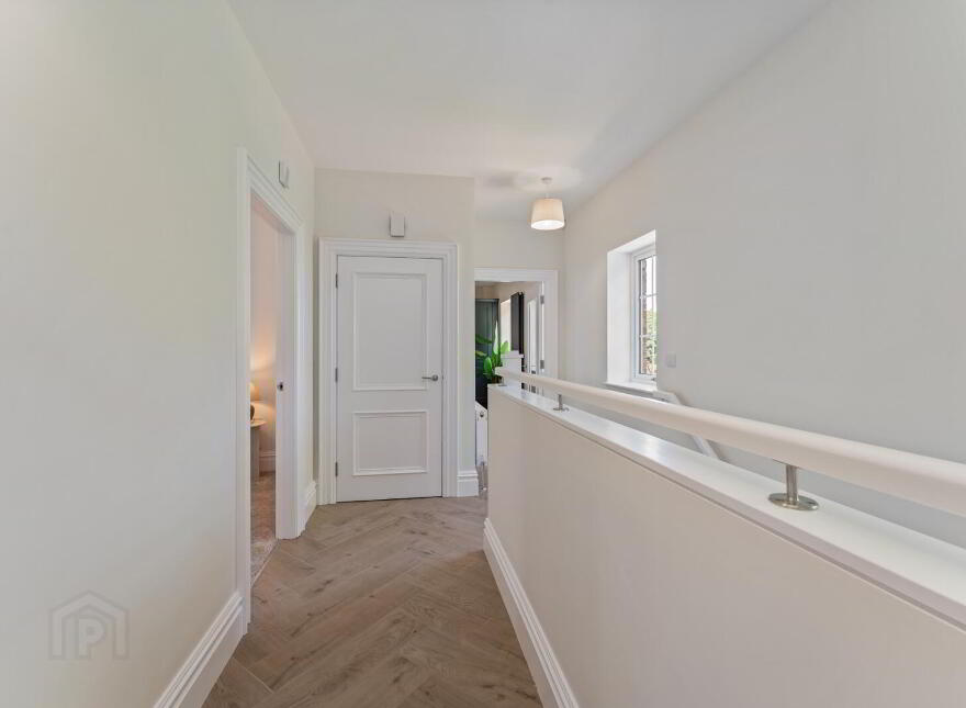 35 Cromlyn Wood, Hillsborough, BT26 6TX