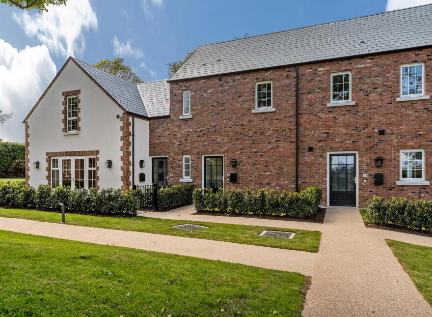 35 Cromlyn Wood, Hillsborough, BT26 6TX