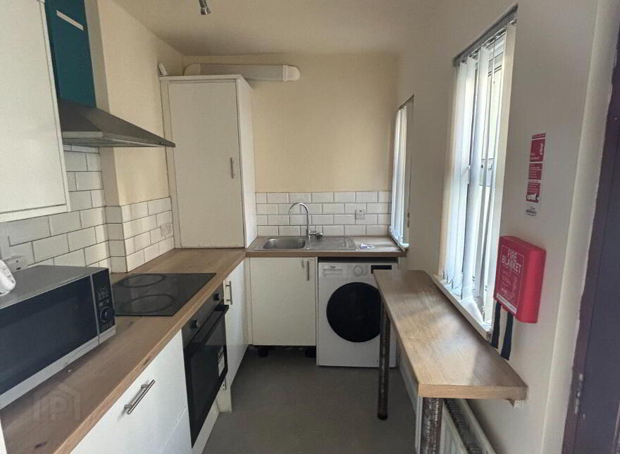 Flat 1, 91 Fitzroy Avenue, Belfast, BT7 1HU