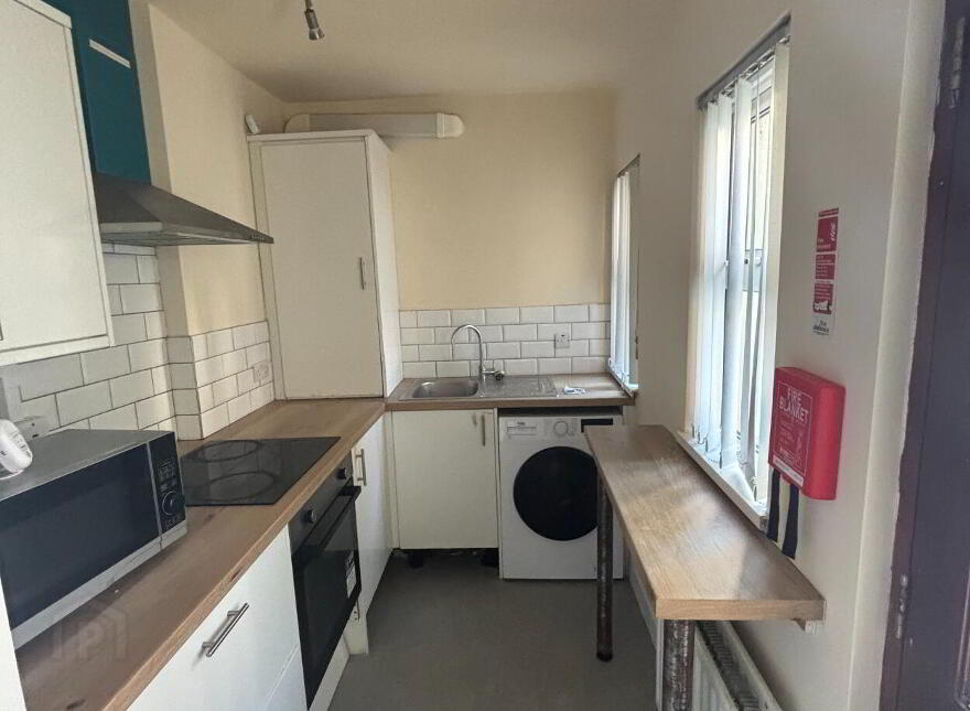 Flat 1, 91 Fitzroy Avenue, Belfast, BT7 1HU