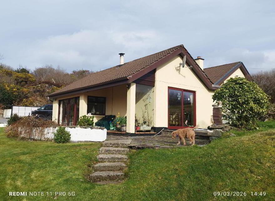Lake Cottage, Dawros More, Letterfrack, H91A7X0