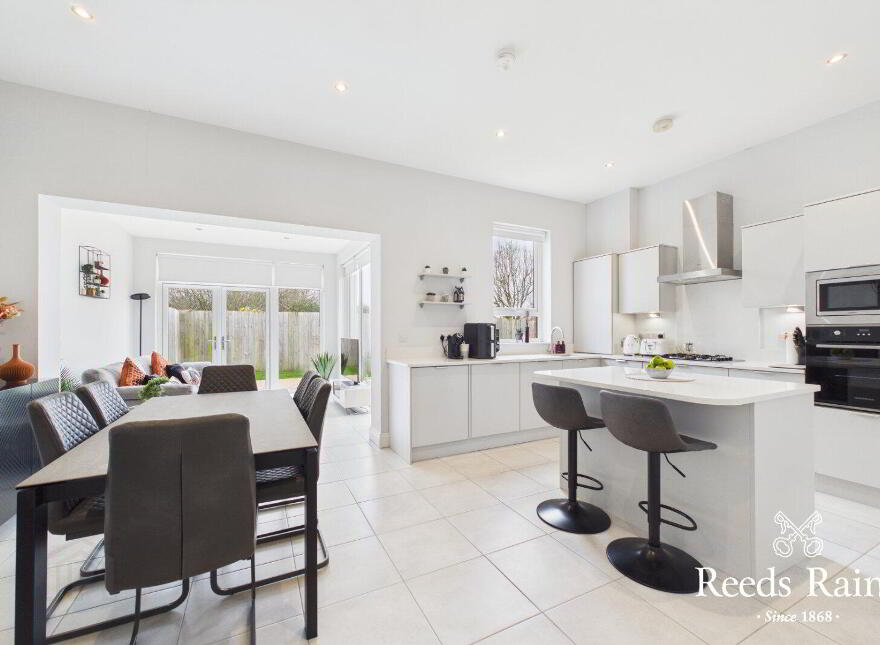 30 Wyncroft Crescent, Lisburn, BT28 2AT