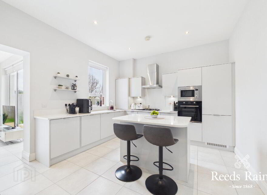 30 Wyncroft Crescent, Lisburn, BT28 2AT