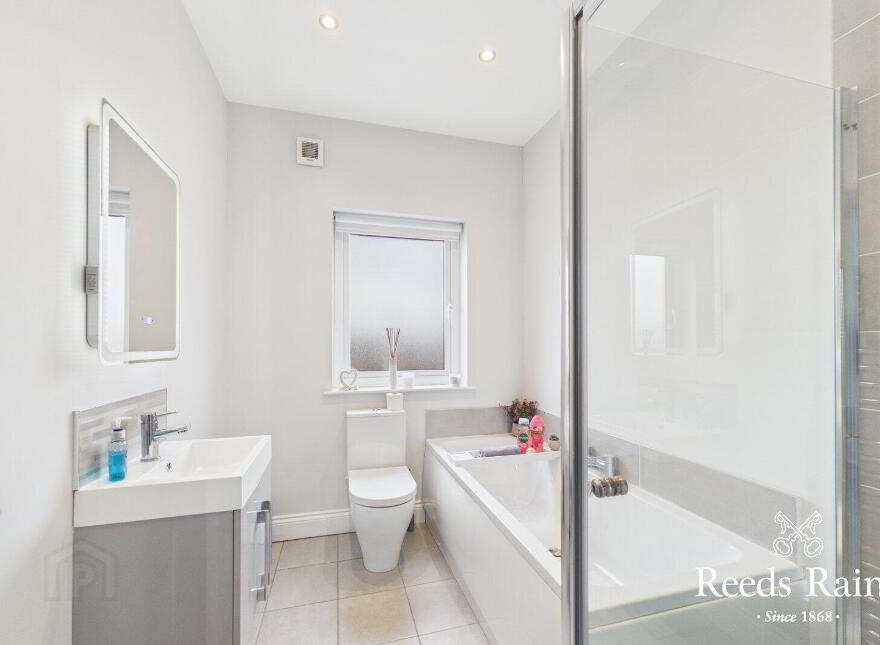 30 Wyncroft Crescent, Lisburn, BT28 2AT
