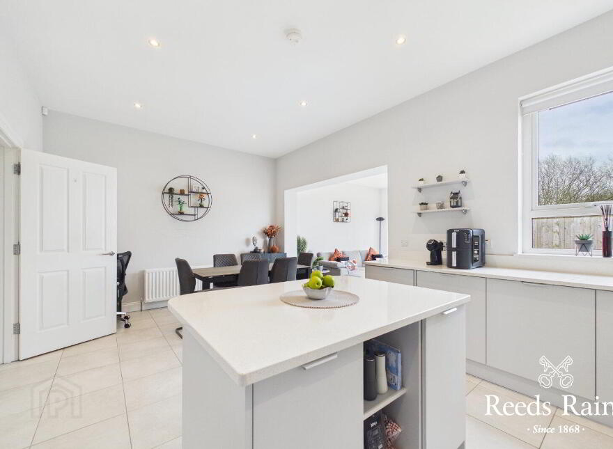 30 Wyncroft Crescent, Lisburn, BT28 2AT