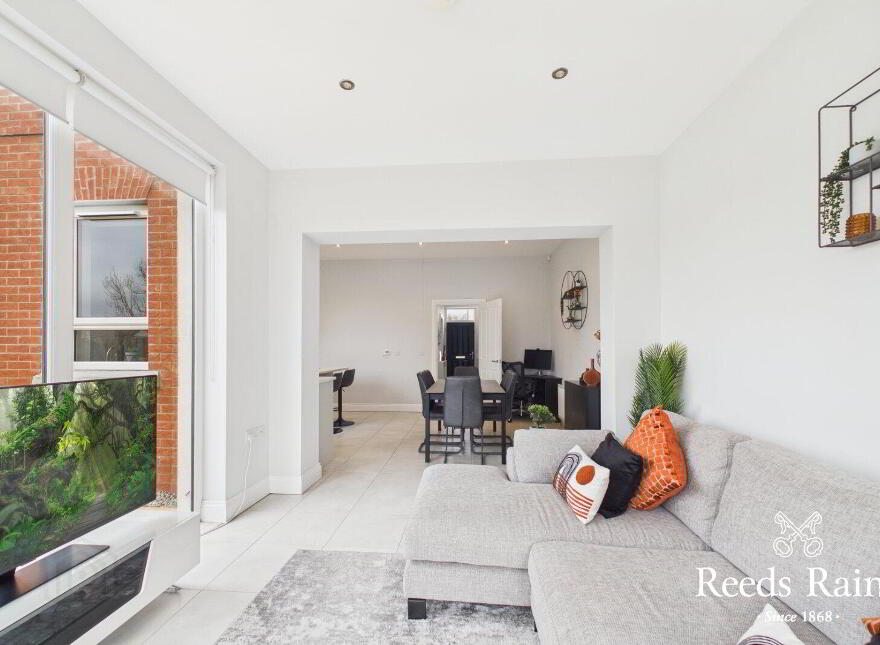 30 Wyncroft Crescent, Lisburn, BT28 2AT