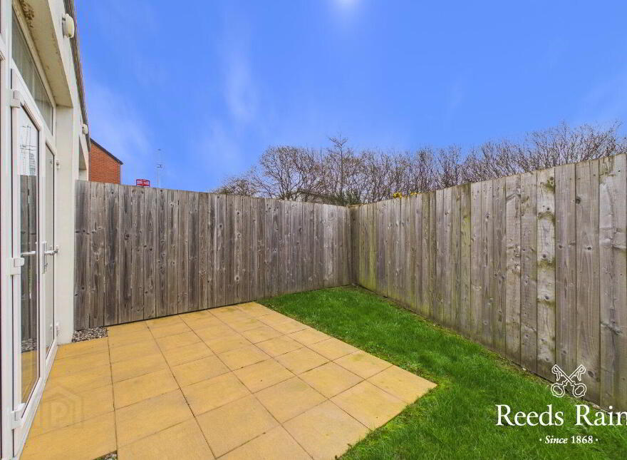 30 Wyncroft Crescent, Lisburn, BT28 2AT