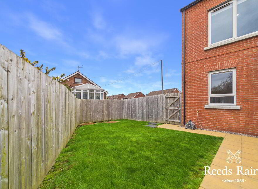 30 Wyncroft Crescent, Lisburn, BT28 2AT