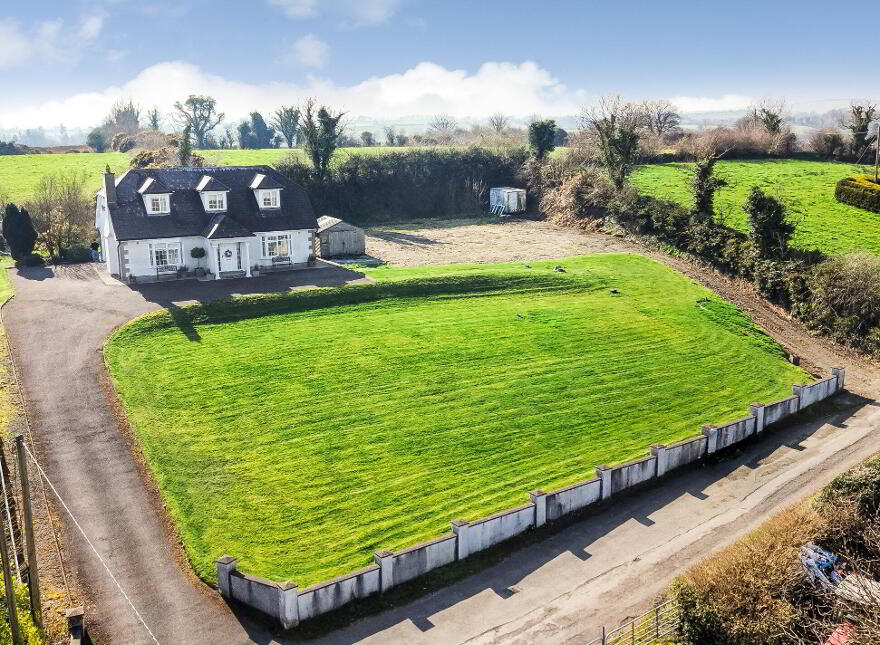 Clonmacmara, Mullagh, A82Y230