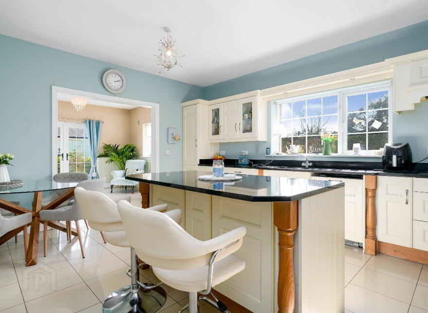 Clonmacmara, Mullagh, A82Y230