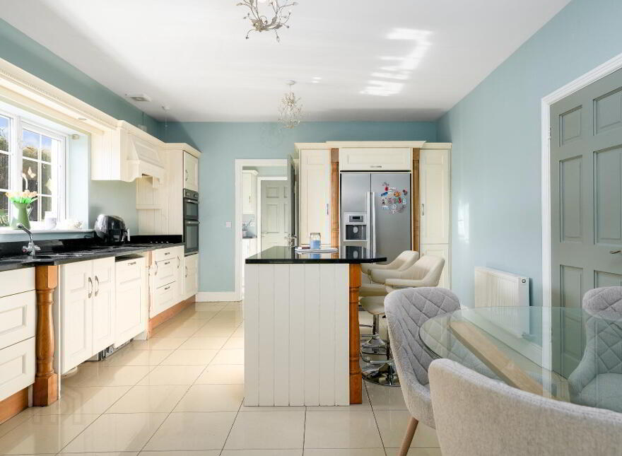 Clonmacmara, Mullagh, A82Y230