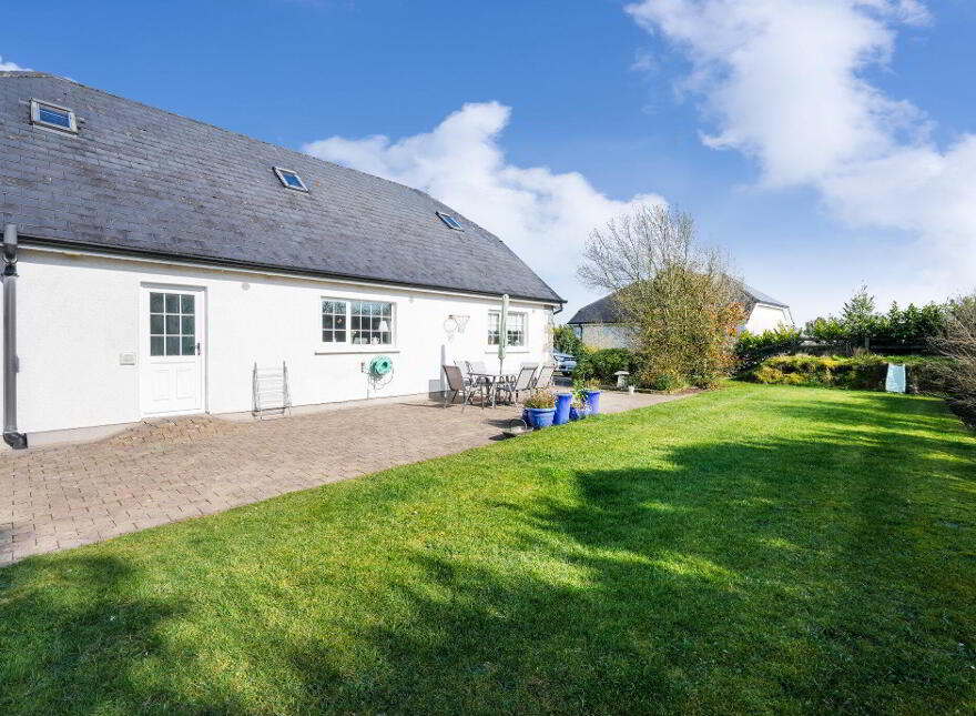 Clonmacmara, Mullagh, A82Y230