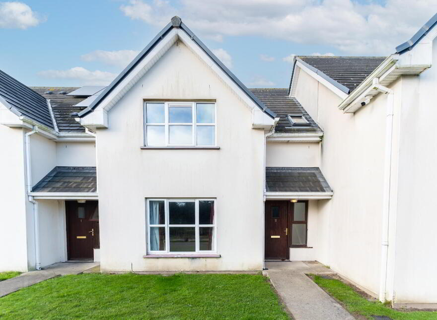 2 Mariner's Bay, Redbarn, Gortaroo, P36V302