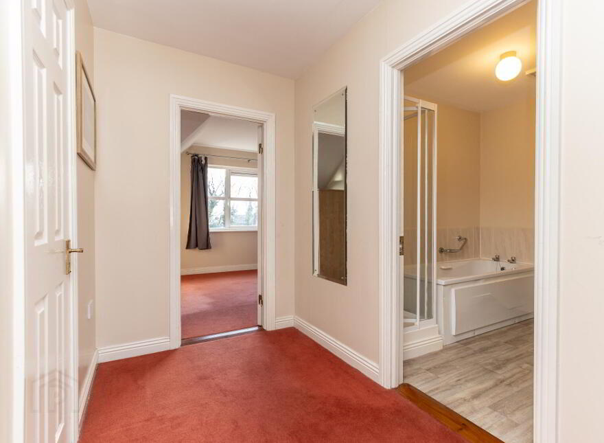 2 Mariner's Bay, Redbarn, Gortaroo, P36V302