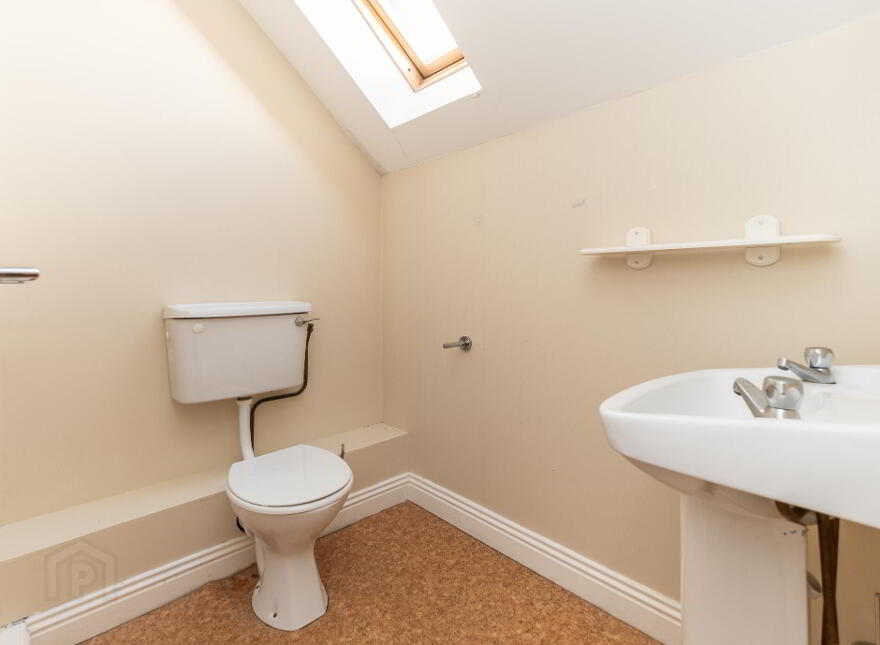 2 Mariner's Bay, Redbarn, Gortaroo, P36V302