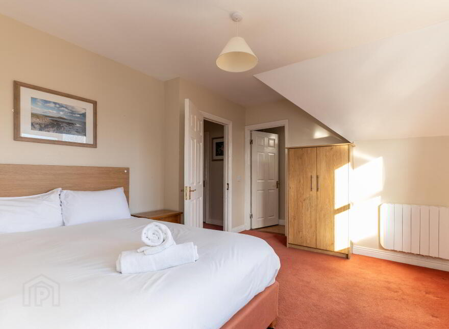 2 Mariner's Bay, Redbarn, Gortaroo, P36V302