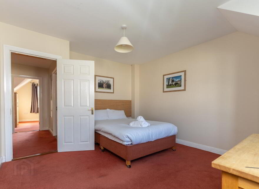 2 Mariner's Bay, Redbarn, Gortaroo, P36V302