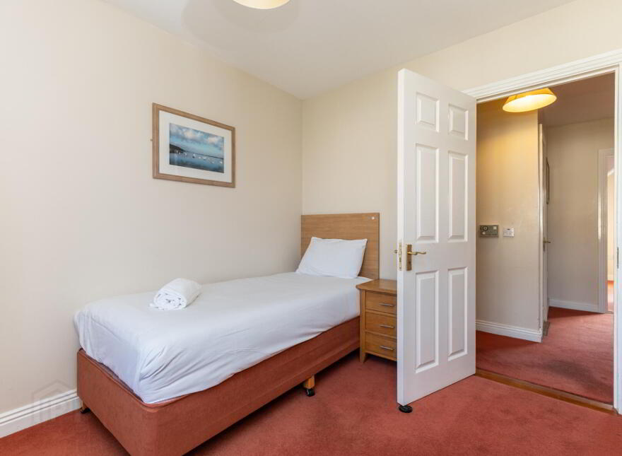 2 Mariner's Bay, Redbarn, Gortaroo, P36V302