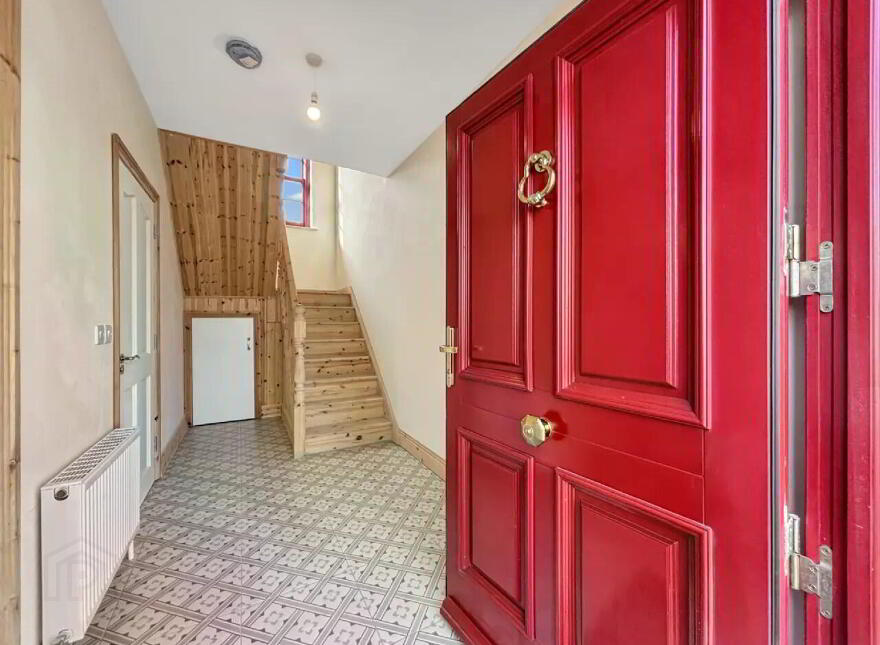 Mill Street, Borrisokane, E45YK64