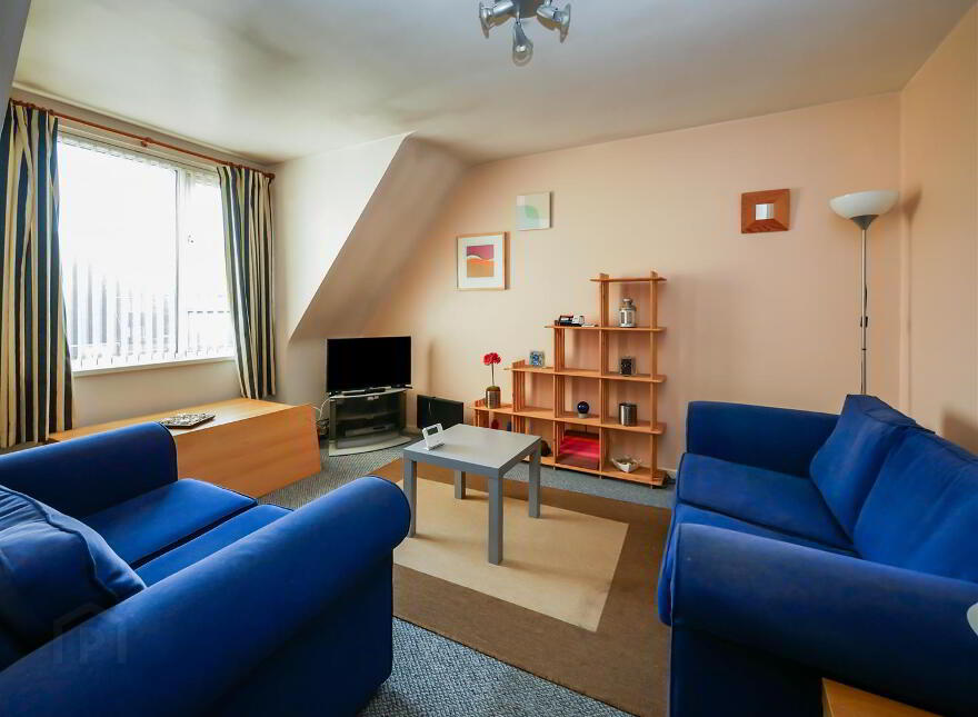 34b Carnbrae Park, Newton Park, Belfast, BT8 6TP