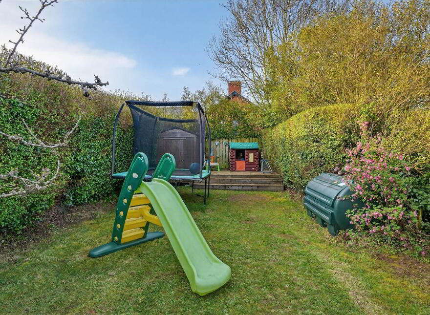 52 Cherryvalley Gardens, Belfast, BT5 6PQ