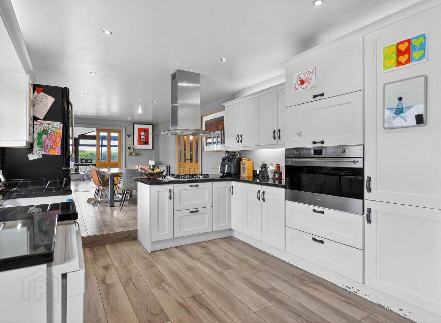 36 Moneybroom Road, Lisburn, BT28 2QP