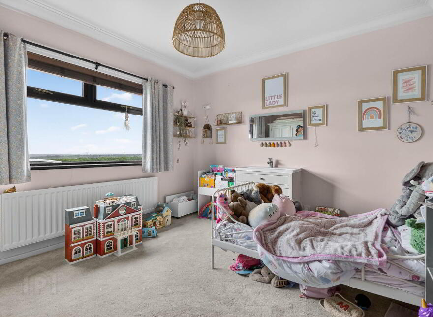 36 Moneybroom Road, Lisburn, BT28 2QP