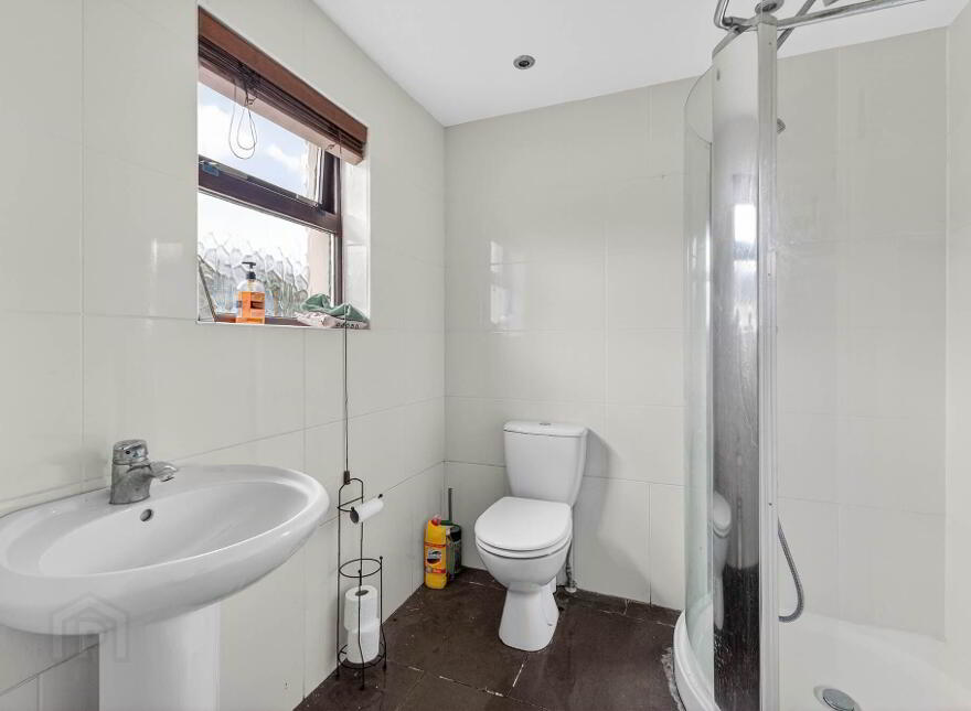 36 Moneybroom Road, Lisburn, BT28 2QP