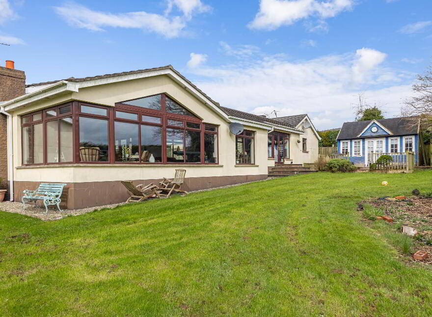 36 Moneybroom Road, Lisburn, BT28 2QP