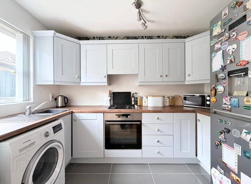 76 Oak Grove, Banbridge, BT32 3GT