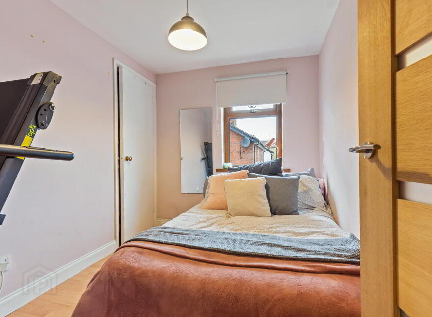11 Kimona Street, Belfast, BT4 1LP