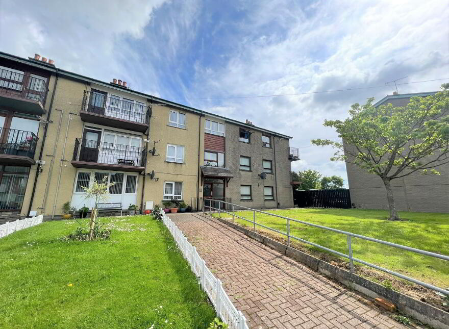 Apt 30 Windmill Avenue, Carrickfergus, BT38 8DH