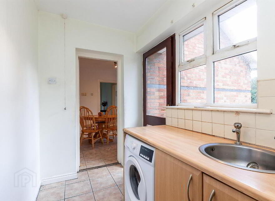 42 Brackenridge, Carrickfergus, BT38 8FW
