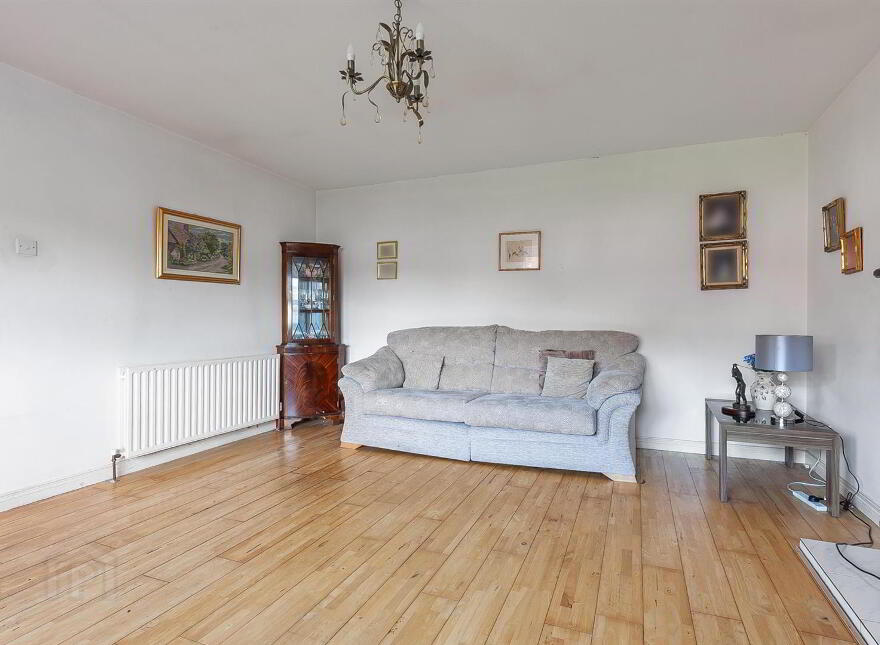 42 Brackenridge, Carrickfergus, BT38 8FW