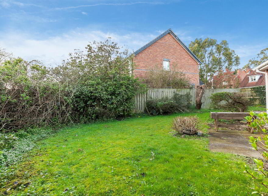 42 Brackenridge, Carrickfergus, BT38 8FW