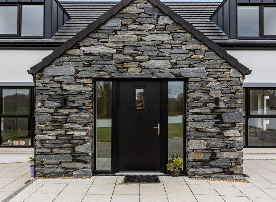 34 Carrickmannon Road, Ballygowan, Newtownards, BT23 6JH