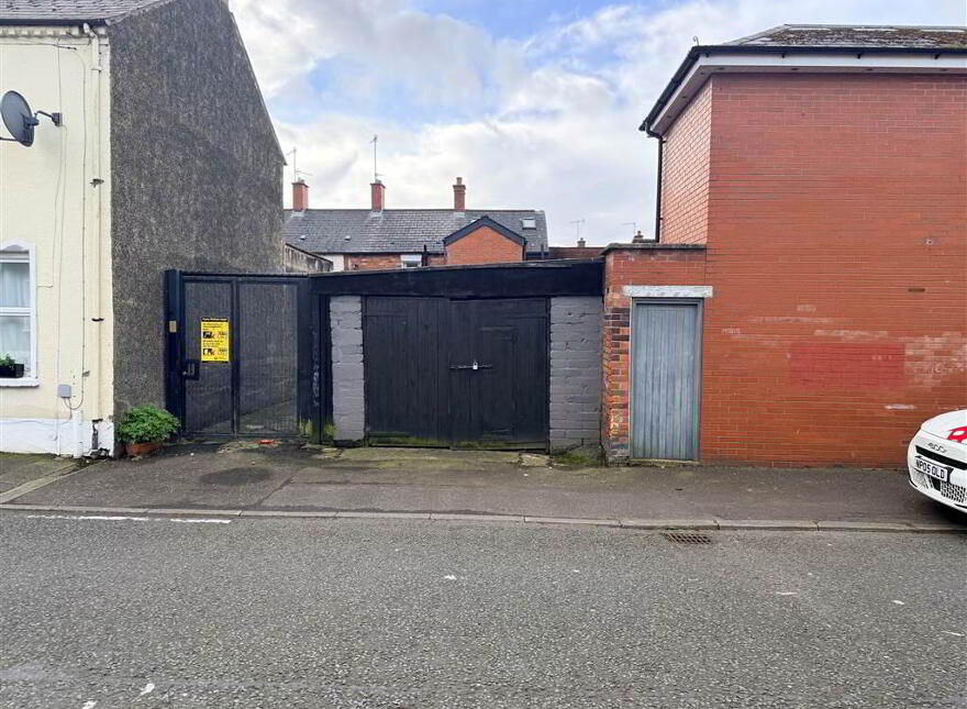 Unit At Forest Street, Belfast, BT12 7BG