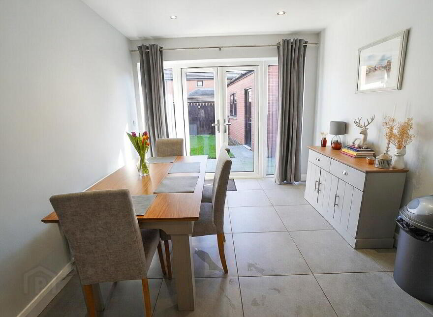22 Highgrove Road, Carrickfergus, BT38 9TZ