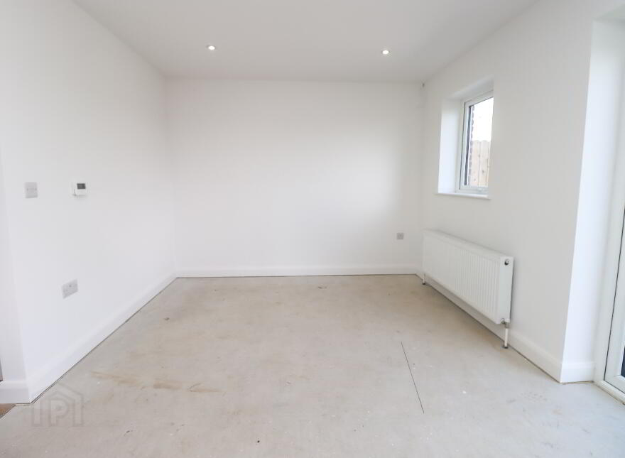 17, A Cherryhill Park, Dundonald, Belfast, BT16 1JD