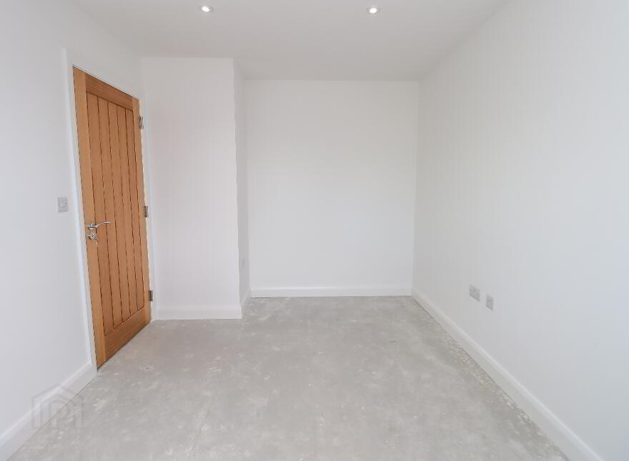 17, A Cherryhill Park, Dundonald, Belfast, BT16 1JD