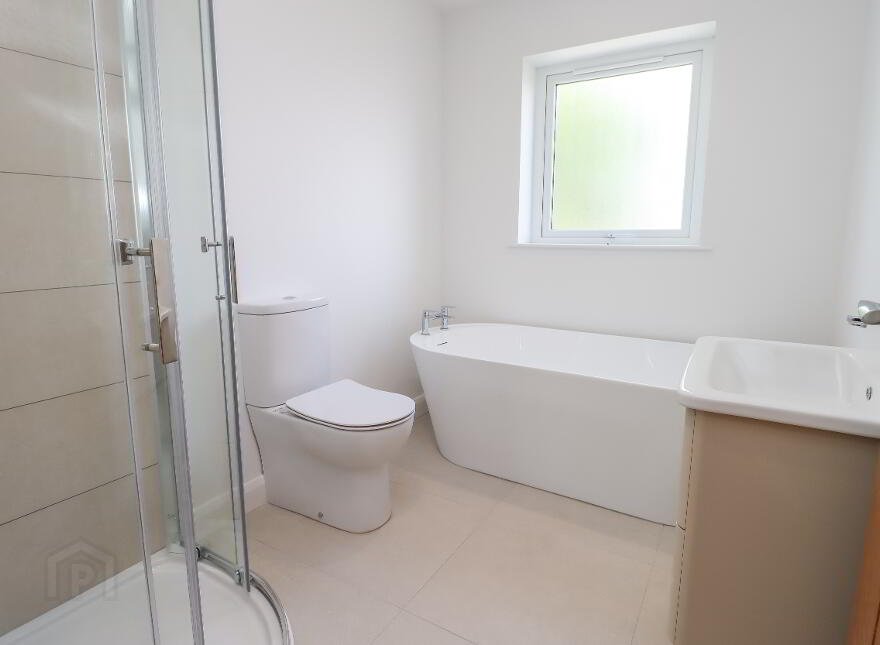 17, A Cherryhill Park, Dundonald, Belfast, BT16 1JD